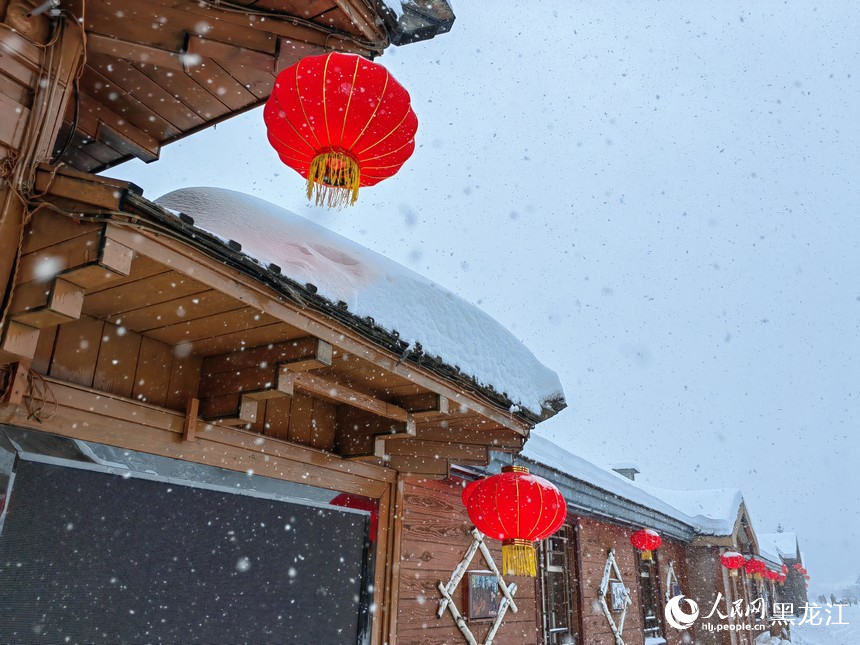 雪迎八方客 中國雪鄉正式開園