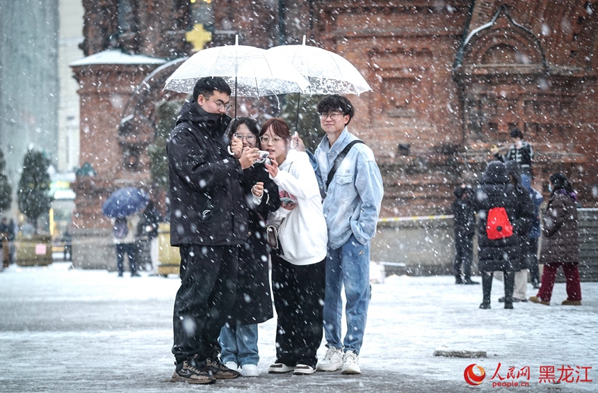 三月冰城，邂逅浪漫春雪