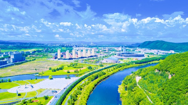 伊春城區夏日圖景。伊春市委宣傳部供圖