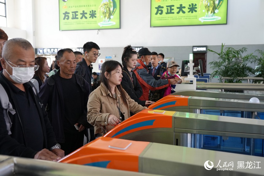 我國高寒地區最長快速鐵路哈佳鐵路開通運營六周年