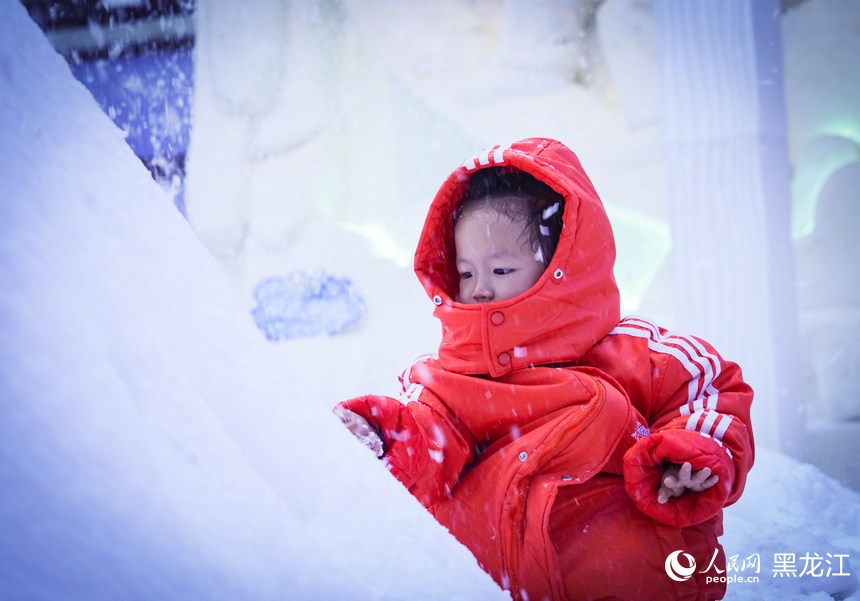 夏有涼風在冰城｜在這里，看一場“夏日飄雪”